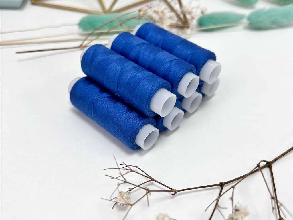 Нитки швейные для трикотажа, Omega 290, электрик синий, №120  200м, 680Н
